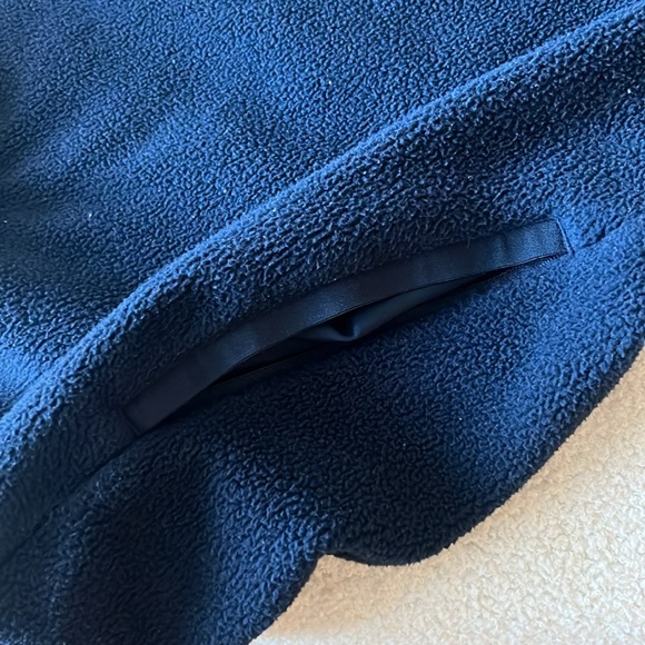 Lululemon zip up fleece - Picture 4 of 4